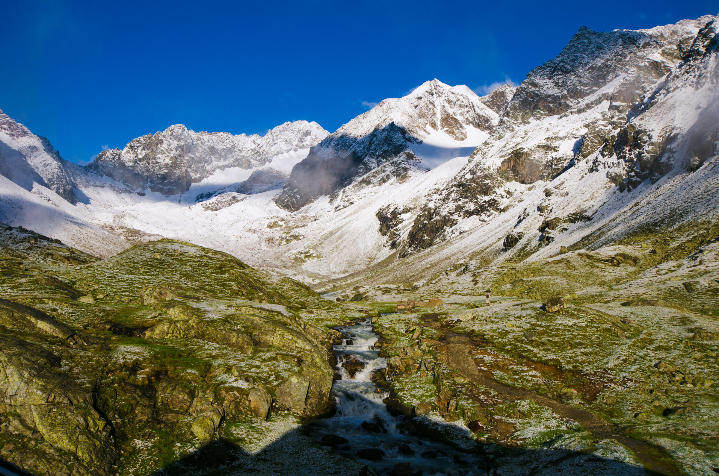 Snow above Regensburger Hut