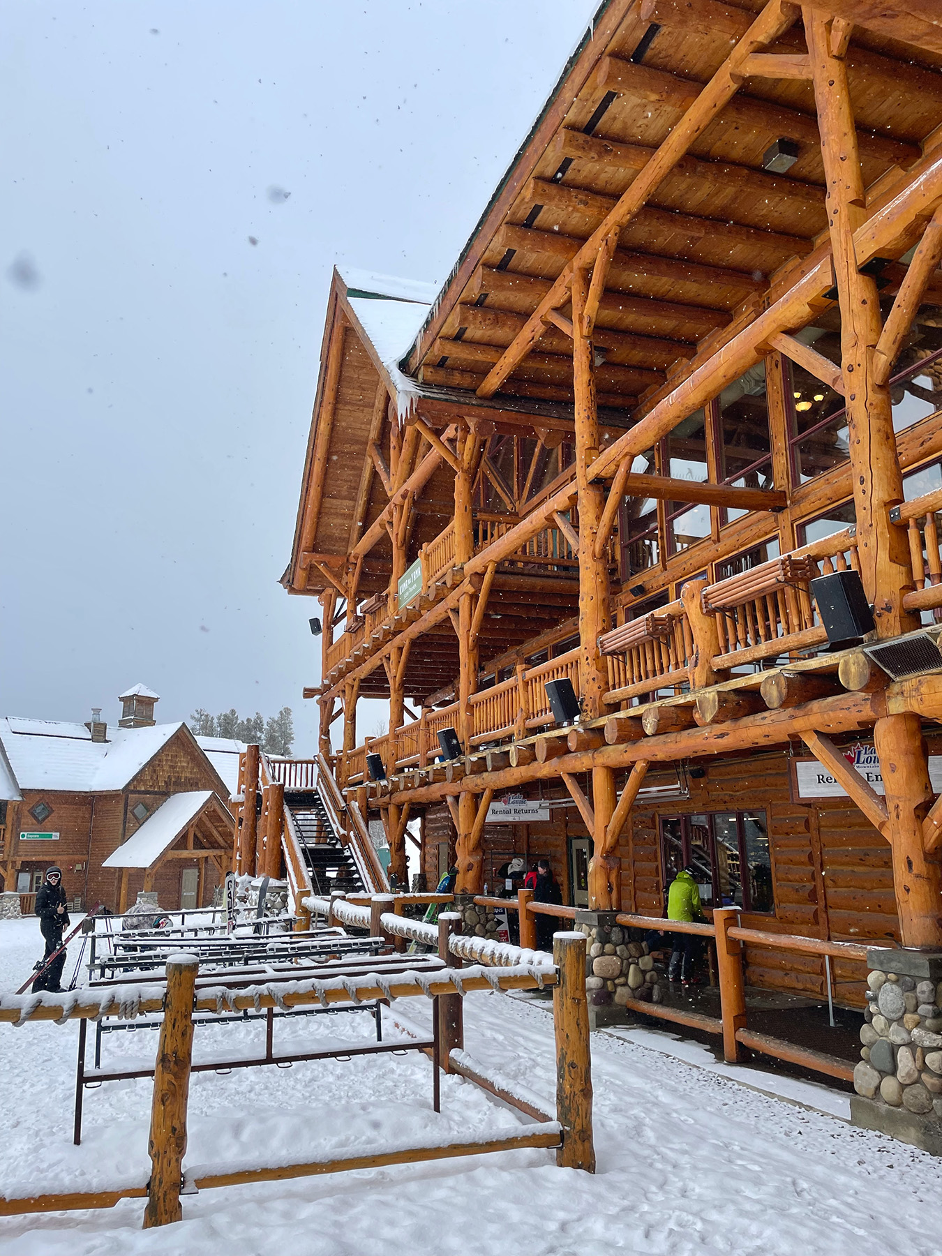 Lake Louise ski lodge